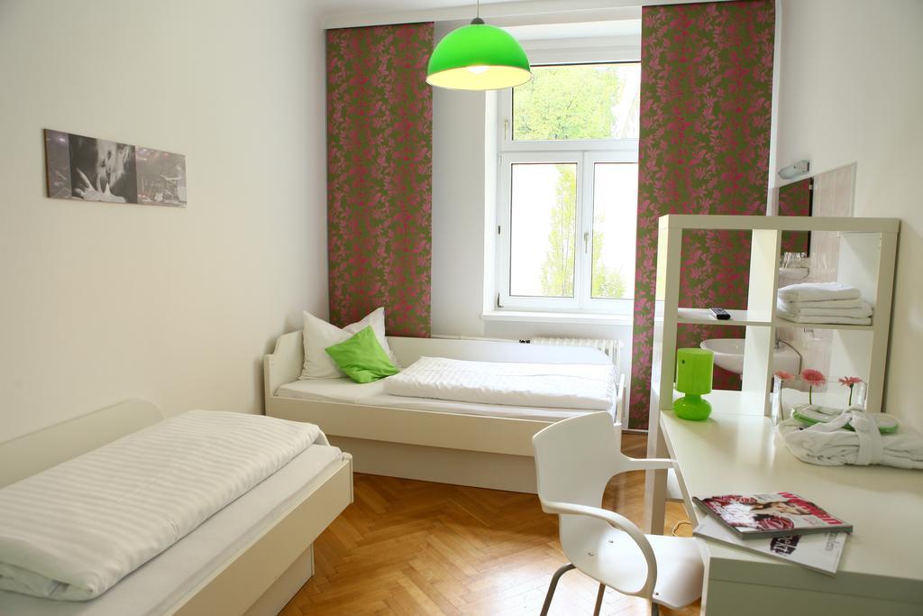וינה Hostel & Guesthouse Kaiser 23 חדר תמונה