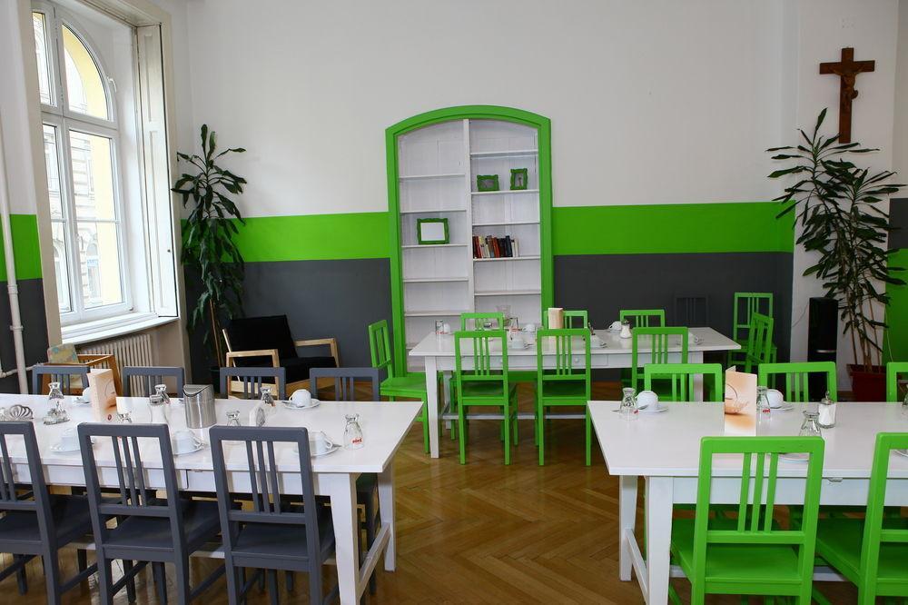 וינה Hostel & Guesthouse Kaiser 23 מראה חיצוני תמונה