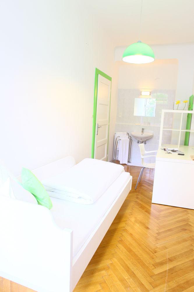 וינה Hostel & Guesthouse Kaiser 23 מראה חיצוני תמונה